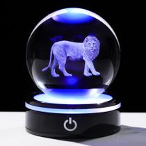 Lámpara YWHL Bola de Cristal 3D León Base LED 8cm