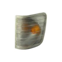 Lanterna de Seta Dianteira Comil Mercedes HPN Com Vigia LD - Pradolux - PL0448.05.02