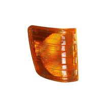 Lanterna dianteira - mb 14/16/18 - com vigia/ amarelo/ direito- pl04484501