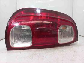 LANTERNA DIREITA Fiat UNO 1.0 2011 LANTERNA DIREITA Fiat UNO 1.0 2011