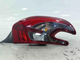 LANTERNA DIREITA Peugeot 208 1.6 2020 LANTERNA DIREITA Peugeot 208 1.6 2020