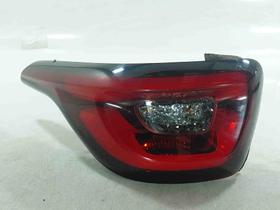 LANTERNA ESQUERDA Fiat TORO 1.8 2017 LANTERNA ESQUERDA Fiat TORO 1.8 2017