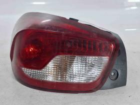 LANTERNA ESQUERDA Renault KWID 1.0 2023 LANTERNA ESQUERDA Renault KWID 1.0 2023