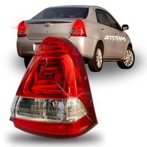 Lanterna Lado Direito Passageiro Toyota Etios Sedan Ano 2013 a 2020 luz freio 1.5 16v X Plus Xls Platinum White Pack Xs