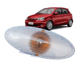 Lanterna Lateral Pisca Paralama Etios Corolla 2009 a 2016 S/soquete Lanterna Lateral Pisca Paralama Etios Corolla 2009 a 2016 S/soquete