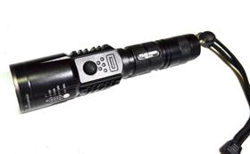 Lanterna LED de 35000W / 98000 Lumens - 2693 Lanterna LED de 35000W / 98000 Lumens - 2693