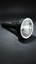 Lanterna LED Potente Recarregável 1600 Lúmens Foco 150m Lanterna LED Potente Recarregável 1600 Lúmens Foco 150m
