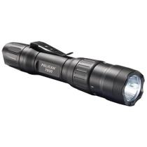 Lanterna Pelican 7600 LED 3 Cores (944 Lumens)