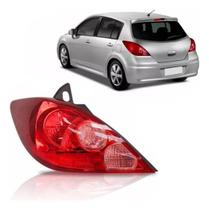 Lanterna tiida 2007/12 hatch le