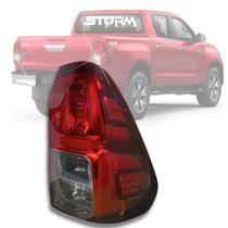 Lanterna Toyota Hillux Lado Direito Passageiro ano 2016 a 2021 Luz Freio sinaleira Traseira SR SRV SRX TDI Pick Up Lente bicolor Modelo Ré 2.8 2.5
