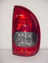 Lanterna Traseira Corsa 2000, 2001 e 2002 Fumê LD Passageiro