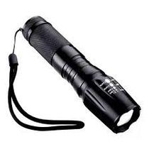 Lanterna X-900 Tática Profissional Super Potência e Longa Duração! Lanterna X-900 Tática Profissional Super Potência e Longa Duração!