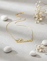 Laura colar de nome folheado a ouro 18k
