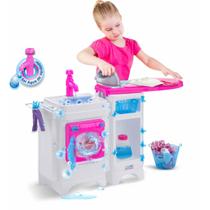 Lavanderia Lava Passa com Acessórios Infantil Sai Água de Verdade Magic Toys 8042