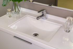 Lavatório para Banheiro de Sobrepor Retangular Mármore Sintético Branco 80cm Bari Móveis Bosi