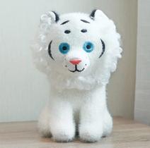 Leão Branco Pelúcia Leãozinho Filhote Bicho Animal da Selva