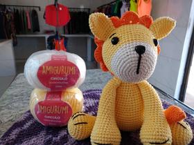 Leão em amigurumi