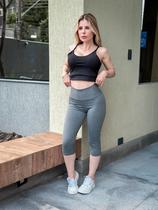Legging Capri Corsário Suplex Feminina Academia Fitness
