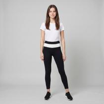Legging Feminina Academia Solar Max 50 Waistband 3 Patra Cor:Preto/AreiaTamanho:G Legging Feminina Academia Solar Max 50 Waistband 3 Patra Cor:Preto/AreiaTamanho:G