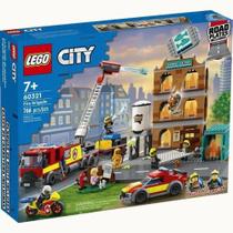 Lego 60321 City - Corpo De Bombeiros C/ Caminhão, Carro e Moto 766 peças