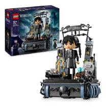 Lego 76780 Wednesday - Figura da Wandinha Addams 702 peças