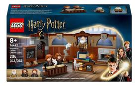 Lego Castelo De Hogwarts: Aula De Feitiços (76442) Lego Castelo De Hogwarts: Aula De Feitiços (76442)