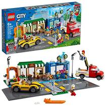 LEGO City Shopping Street 60306 Kit de Construção Brinquedo de Construção Cool para Crianças, Novo 2021 (533 Peças)