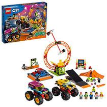 LEGO City Stunt Show Arena 60295 Conjunto de brinquedos de construção com 2 M