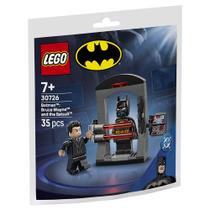 Lego DC Batman 30726 Bruce Wayne e o Batsuit - 35 Peças COR: Preto