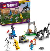 LEGO Fortnite - Acampamento de Peely e Sparkplug 77075