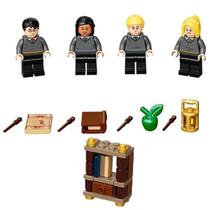 LEGO Harry Potter 40419 Kit de Acessórios dos Estudantes de Hogwarts