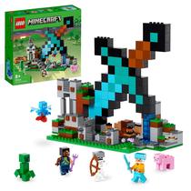 LEGO Minecraft The Sword Outpost 21244 - 427 Peças (8+) LEGO Minecraft The Sword Outpost 21244 - 427 Peças (8+)