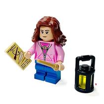 LEGO Mini-Hermione Granger Rosa com Jaqueta (Varinha e Lâmpada)