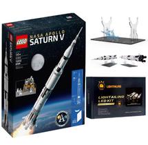 Lego Nasa Apollo Saturno V C/ Kit LED Suporte Acrílico 21309 Lego Nasa Apollo Saturno V C/ Kit LED Suporte Acrílico 21309