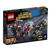 LEGO Super Heroes Batman: Perseguição em Moto por Gotham City (76053)