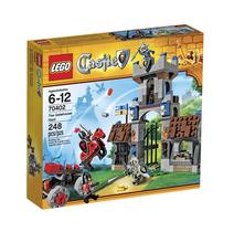 LEGO The Gatehouse Raid - Brinquedo com 4 Minifiguras e Acessórios