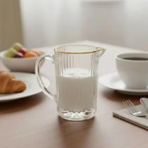 Leiteira De Vidro Canelado 260ml com Filete Dourado Luxo Mesa