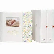 Lembrança de Bebê Yulka Crafts - Livro de Memórias com Capa de Couro