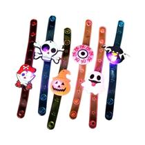 Lembrancinhas De Halloween Com LED, Colares Luminosos, Pulseiras E Anéis Que Brilham Para Decoração