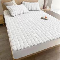 Lencol Impermeavel Matelado Com Elastico Em Toda Volta Casal Queen King e Solteiro Protetor Cor:BrancoTamanho:Mini Berç