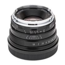 Lente Koah Artisans Series 25mm f/1.8 com foco manual para Fujifilm FX Lente Koah Artisans Series 25mm f/1.8 com foco manual para Fujifilm FX