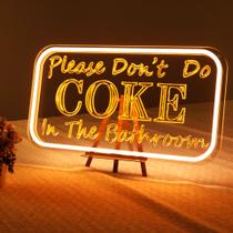 Letreiro de néon é bom fazer, por favor, não use coca-cola no banheiro Letreiro de néon é bom fazer, por favor, não use coca-cola no banheiro