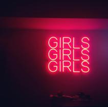 Letreiro neon girls Letreiro neon girls