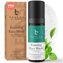 Limpador espumante para lavagem facial Beauty by Earth com natural Ingred. Limpador espumante para lavagem facial Beauty by Earth com natural Ingred.