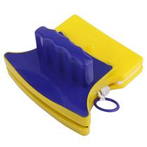 Limpador magnético para vidros