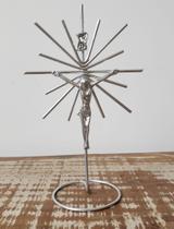 Linda Cruz Crucifixo Metal 16 cm de Mesa - Divinas Artes