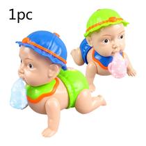 Linda forma realista de bebê acompanha brinquedos para o apr