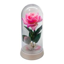 Linda Redoma com Rosa Rosa, inspirada na A Rosa Encantada do filme a A Bela e A Fera