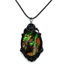 Lindo colar pingente arte resinada horror terror presente