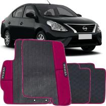 Lindo jogo tapete 4 peças carro automotivo na cor rosa nissan versa 2010 a 2020 todos emborracahdo
